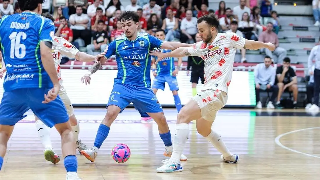 Carrasco rescata un punto de oro para el Valdepe&ntilde;as en Murcia (3-3)