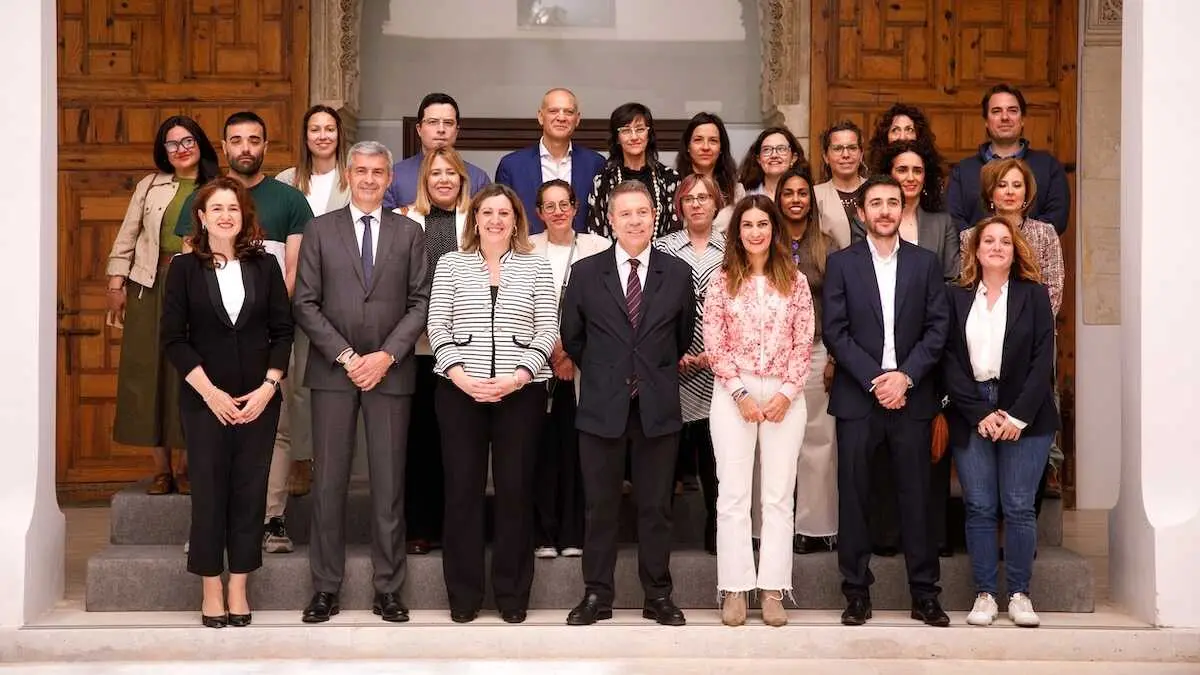 El presidente de Castilla-La Mancha, Emiliano Garc&iacute;a-Page, presenta, en Toledo, el Refuerzo del Programa Retorno del Talento. El acto tiene lugar en el Palacio de Fuensalida.