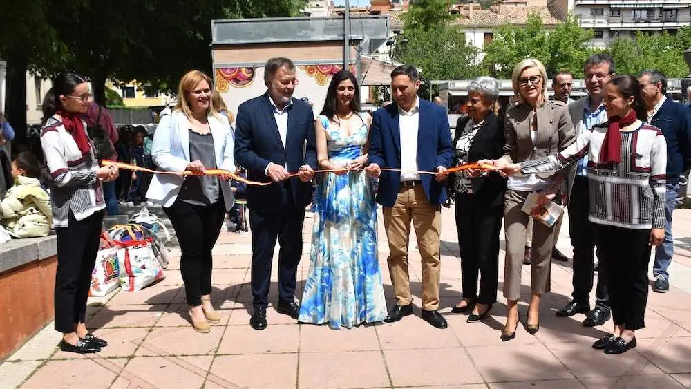 Cuenca se lee despacio: la lecci&oacute;n de Espido Freire frente al ruido