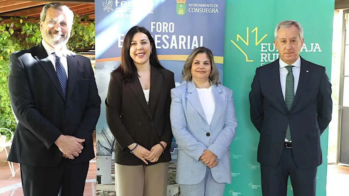 Fundaci&oacute;n Eurocaja Rural, Fedeto y Ayuntamiento de Consuegra (Toledo) aceleran la digitalizaci&oacute;n empresarial con formaci&oacute;n en IA