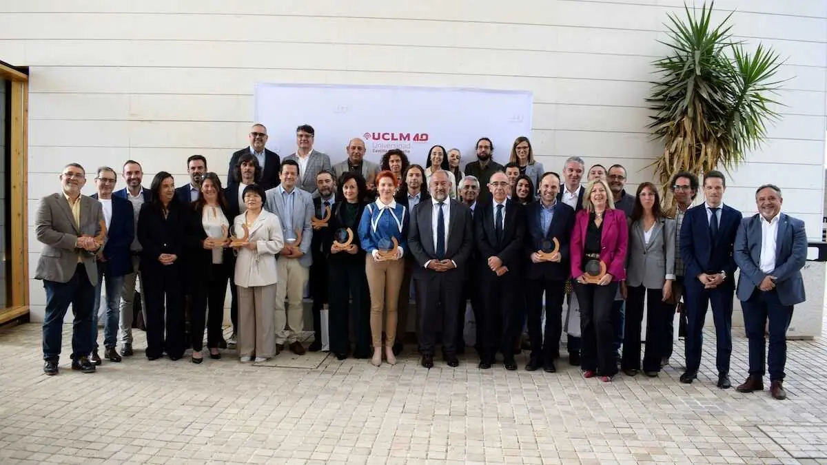 La UCLM premia a investigadores Ram&oacute;n y Cajal por captar talento