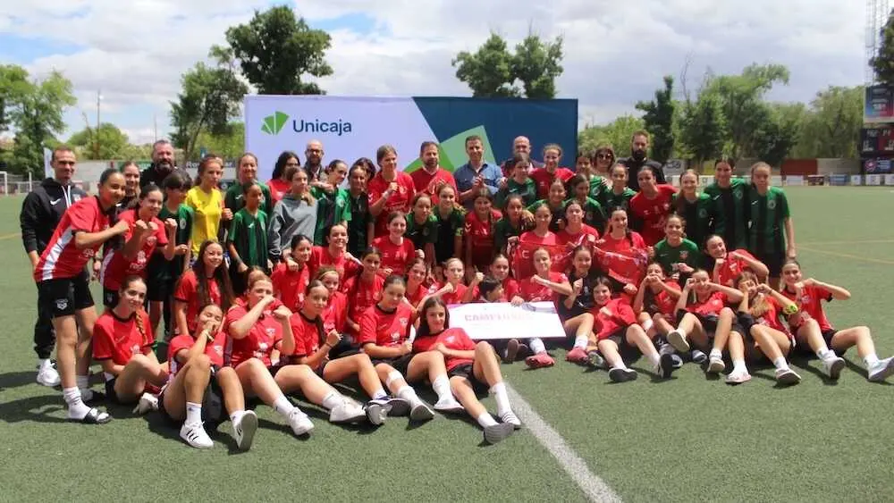 Castilla-La Mancha estrena su primera Liga Cadete Femenina de F&uacute;tbol para frenar el abandono deportivo juvenil