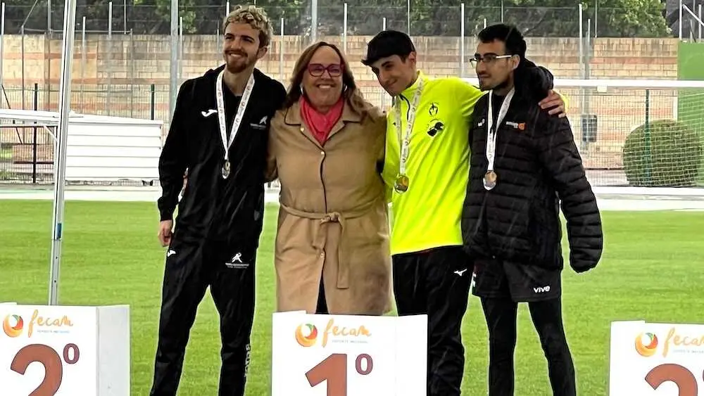 La viceconsejera de Cultura y Deportes, Carmen Teresa Olmedo, clausur&oacute; este domingo el 28 Campeonato Regional de Atletismo de FECAM en Ciudad Real