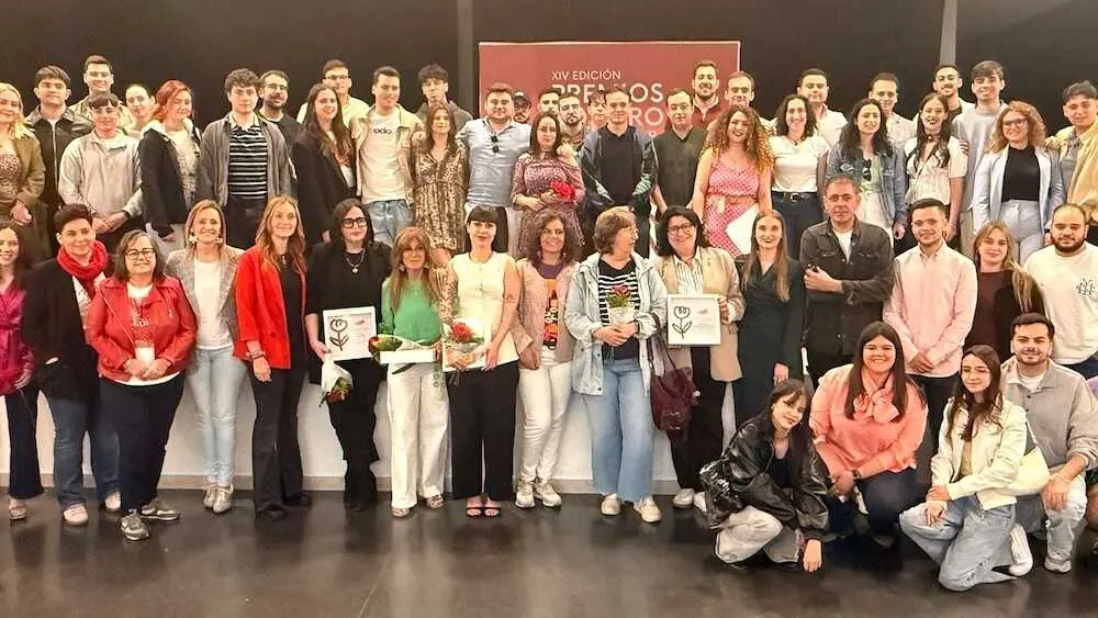 Los Premios Rosa Roja en Tomelloso (Ciudad Real) reconocen el feminismo de Castilla-La Mancha