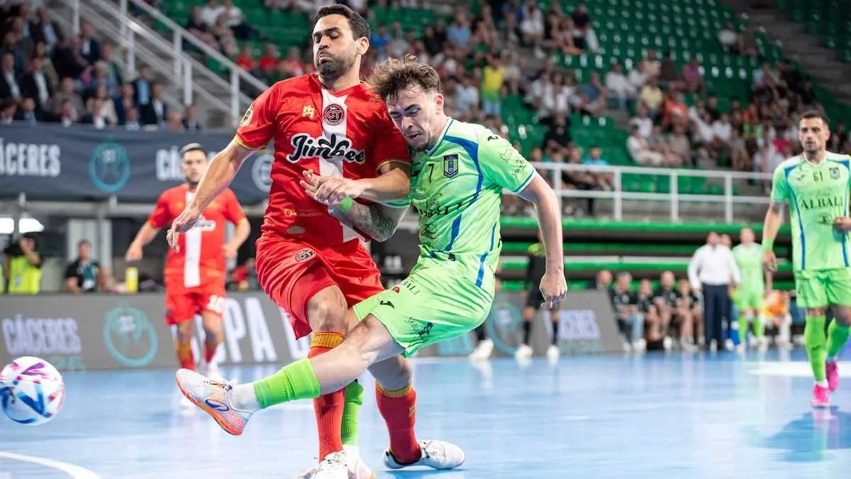 Vi&ntilde;a Albali Valdepe&ntilde;as se queda sin final al remontar Jimbee (5-2)