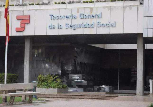 La Seguridad Social env&iacute;a una alerta: si te ofrecen esta ayuda, desconf&iacute;a