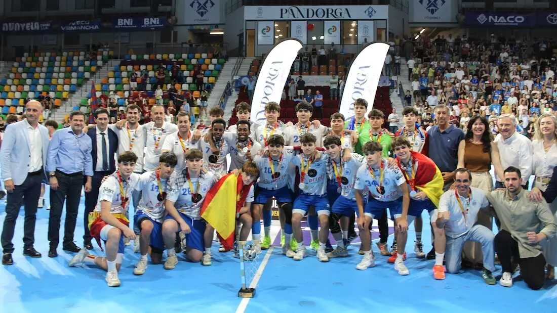 El Prado Marianistas Ciudad Real: subcampe&oacute;n de Espa&ntilde;a juvenil de balonmano