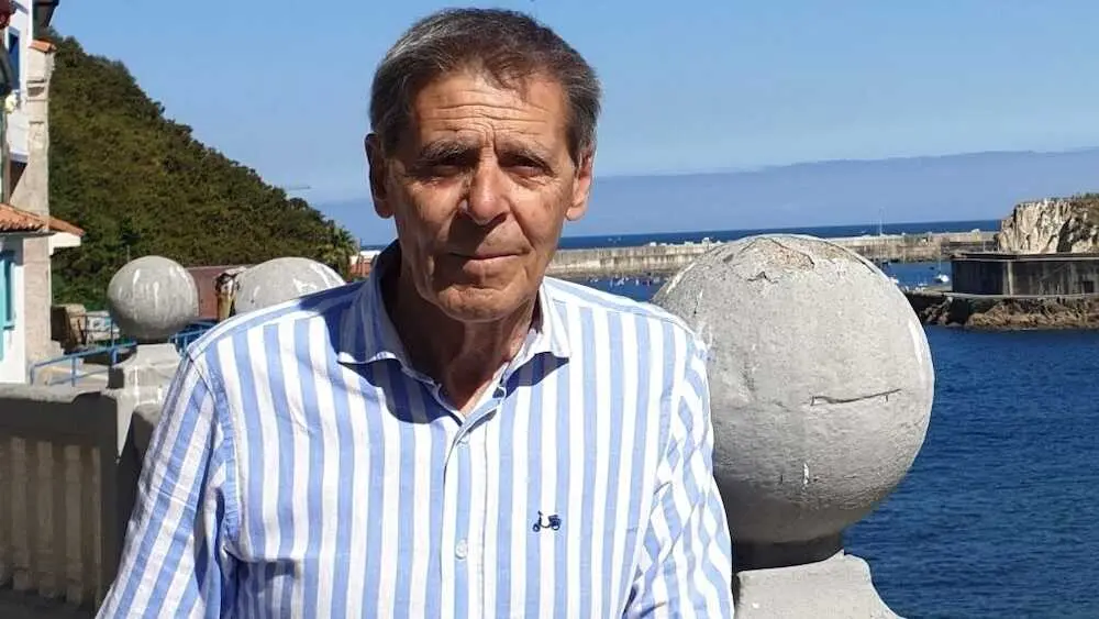 El Gobierno concede la Gran Cruz de Carlos III a Jes&uacute;s Fuentes L&aacute;zaro