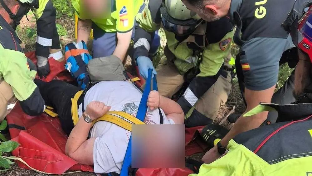 Rescatan en Yeste (Albacete) a una senderista de Elche (Alicante) herida en un tobillo
