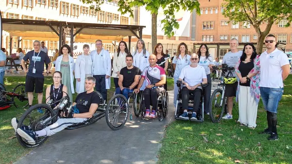 El Hospital Nacional de Parapl&eacute;jicos alerta del aumento de lesiones de m&eacute;dula por la bici