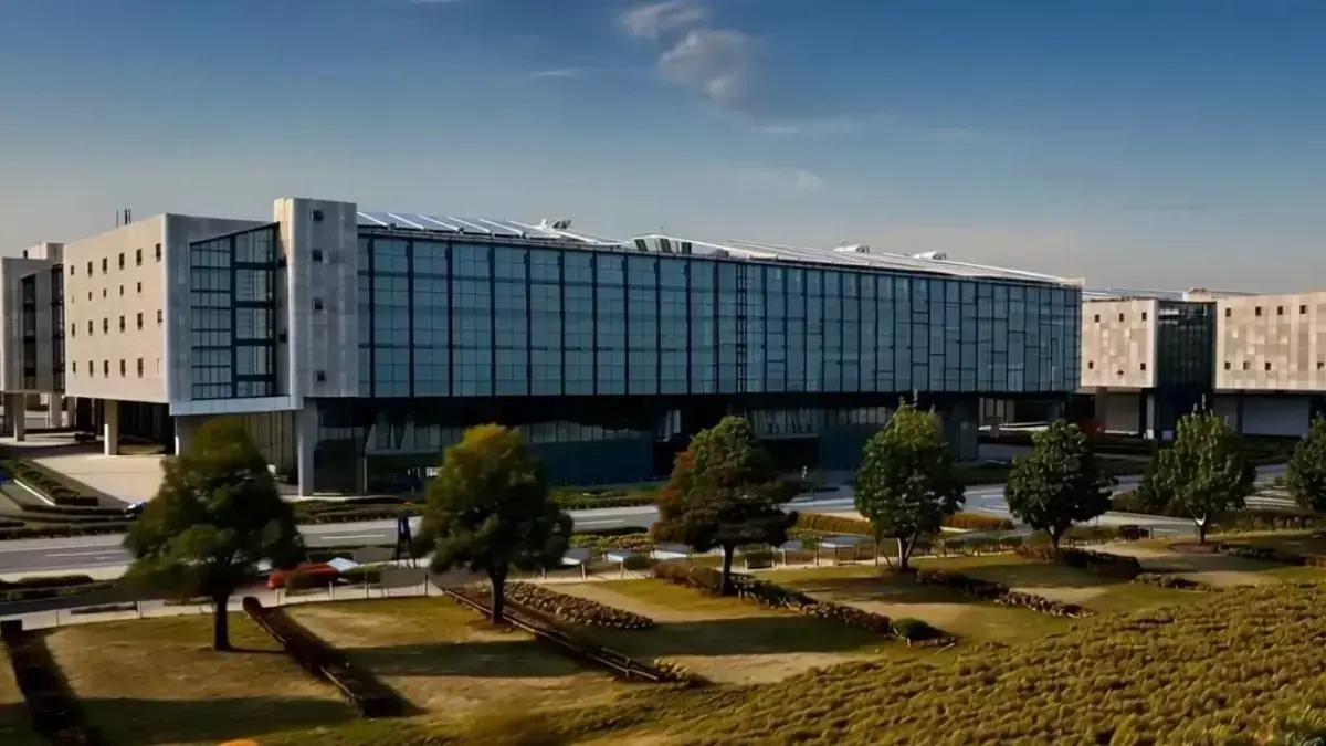 Recreaci&oacute;n del futuro centro de datos IA de DC Malpica en Mora (Toledo)