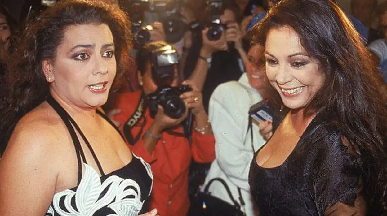 En la imagen de archivo Mar&iacute;a del Monte junto a Isabel Pantoja