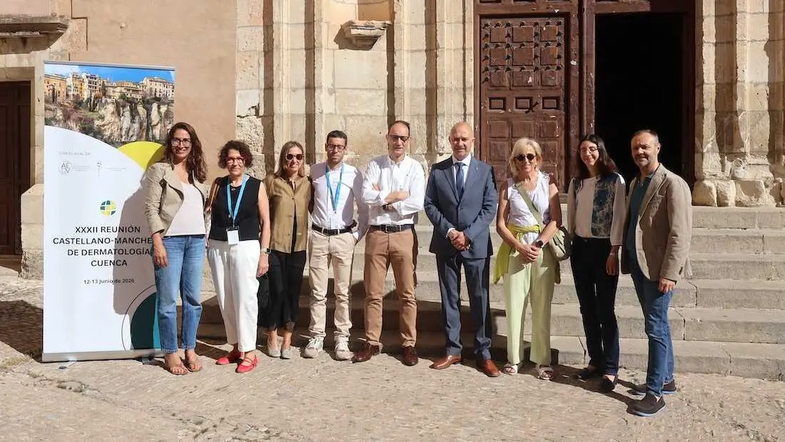 La directora general de Asistencia Sanitaria del Servicio de Salud de Castilla-La Mancha (SESCAM), Cristina P&eacute;rez Hortet, ha inaugurado en Cuenca la XXXII Reuni&oacute;n Castellano-Manchega de Dermatolog&iacute;a.