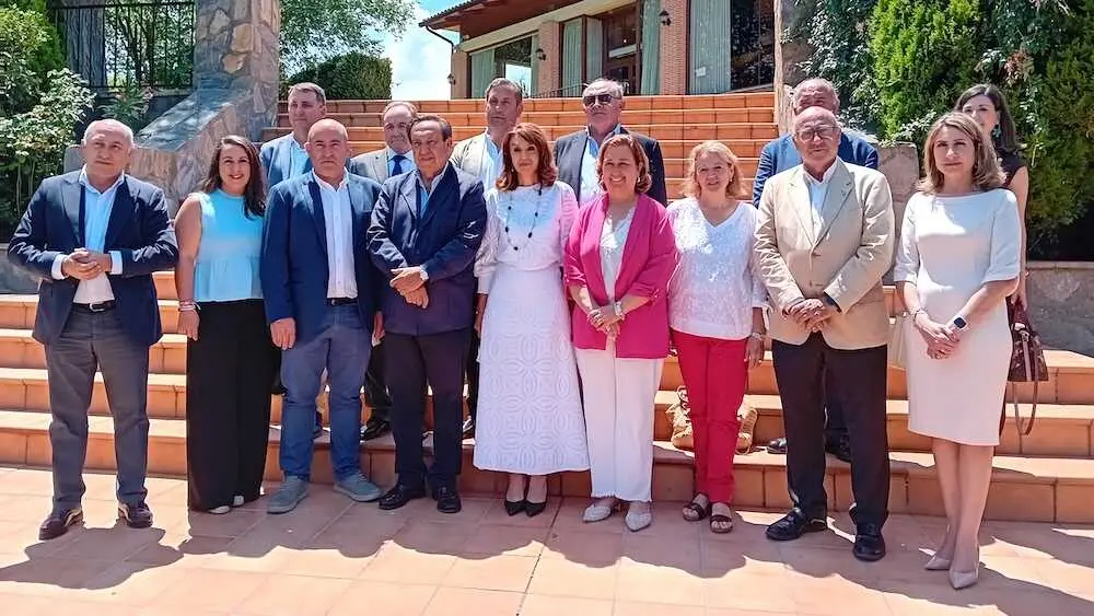 La Asamblea General Ordinaria de ASAJA Toledo reuni&oacute; este martes a unos 300 socios, patrocinadores y representantes pol&iacute;ticos y econ&oacute;micos en Nambroca (Toledo).