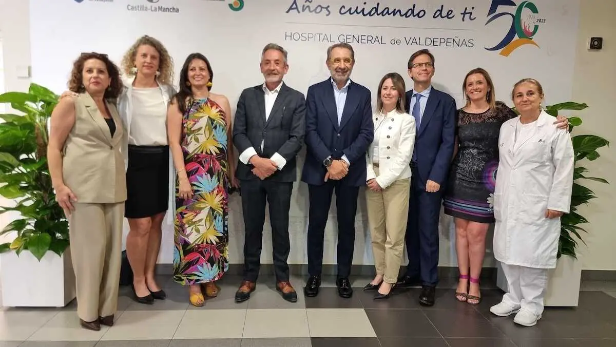 El consejero de Sanidad de Castilla-La Mancha, Jes&uacute;s Fern&aacute;ndez Sanz, ha clausurado en Valdepe&ntilde;as (Ciudad Real) la I Jornada sobre Organizaci&oacute;n Asistencial en Cardiolog&iacute;a