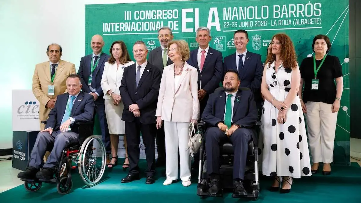 El presidente de Castilla-La Mancha, Emiliano Garc&iacute;a-Page, inaugura, en La Roda (Albacete), el III Congreso Internacional de la ELA &lsquo;Manolo Barros&rsquo; presidido por la Reina Sof&iacute;a.