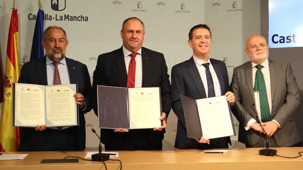 La Junta renueva RETOaguaCLM con 600.000 euros para riego eficiente