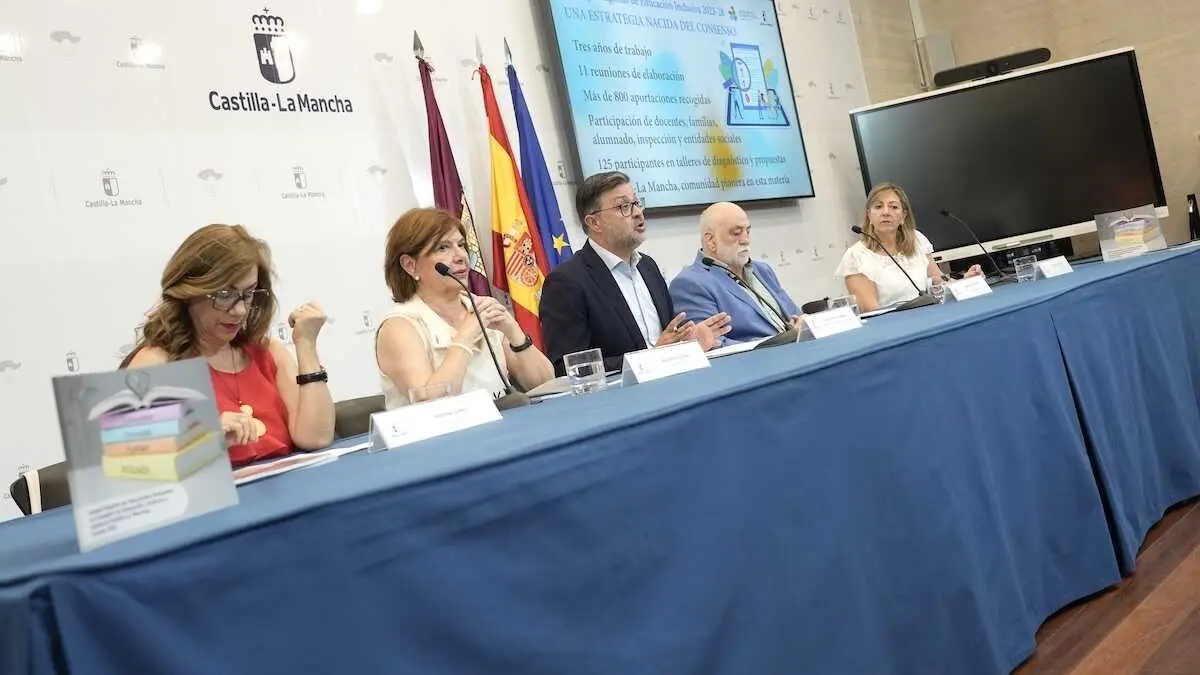 El consejero de Educaci&oacute;n, Cultura y Deportes, Amador Pastor, ha presentado este mi&eacute;rcoles en Toledo la Estrategia Regional de Educaci&oacute;n Inclusiva.