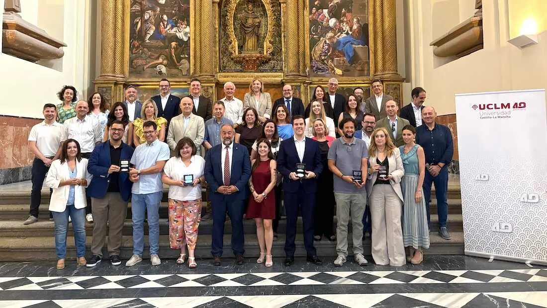 La UCLM reconoce a los medios de Castilla-La Mancha por sus 40 a&ntilde;os