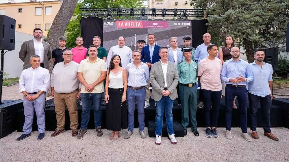 La Vuelta Ciclista 2026 une Alcaraz y Elche de la Sierra en Albacete