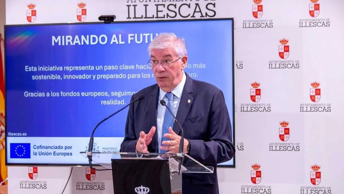 El alcalde de Illescas (Toledo), Jos&eacute; Manuel Tofi&ntilde;o, durante la presentaci&oacute;n
