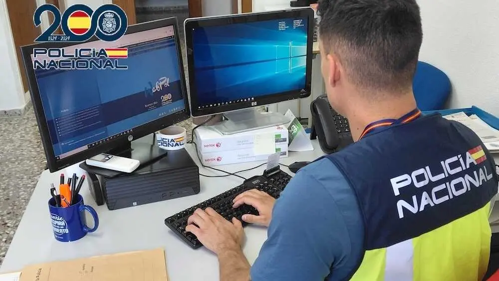 Cae un ciberdelincuente fugado buscado tambi&eacute;n en Ciudad Real y Guadalajara,&nbsp; polic&iacute;a, agente,&nbsp;