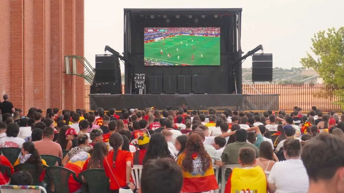 Pantallas gigantes en Castilla-La Mancha para el Espa&ntilde;a-B&eacute;lgica del viernes