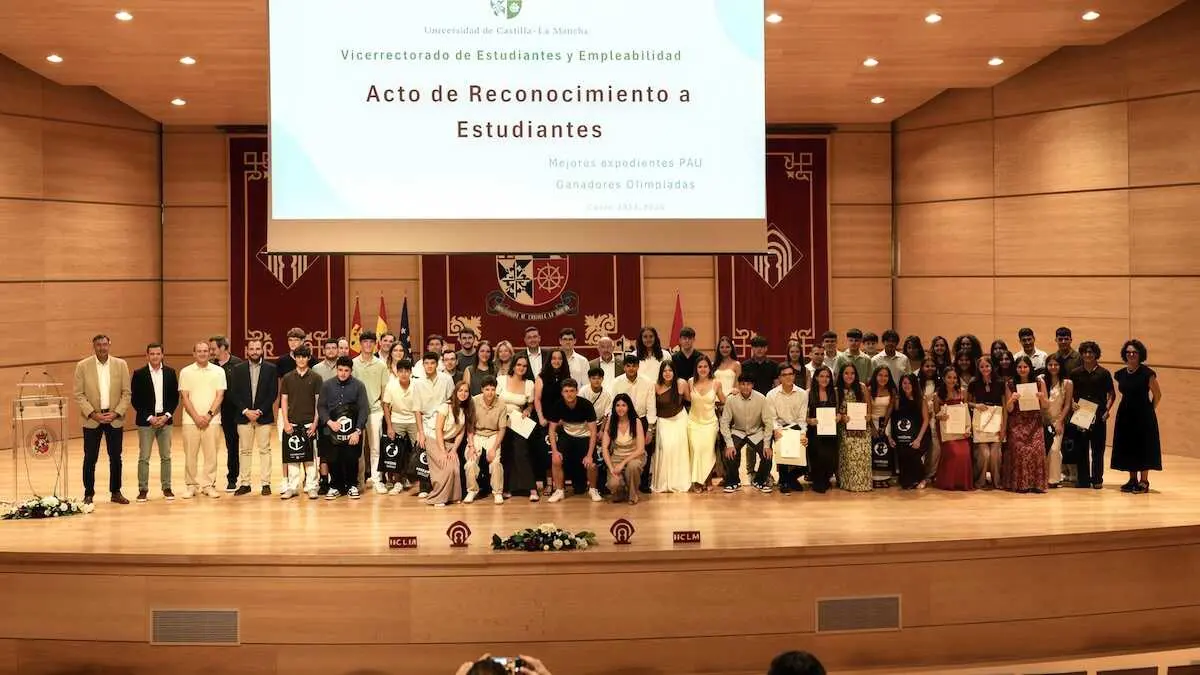 La UCLM premia a los mejores alumnos de la PAU de Castilla-La Mancha