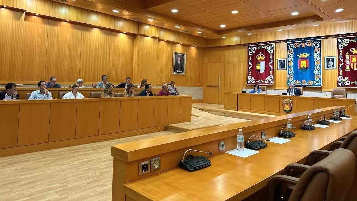 El PSOE abandona el pleno de Talavera de la Reina (Toledo) por los incumplimientos del alcalde