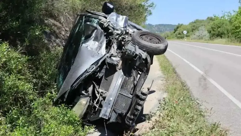 Imagen de archivo de un accidente de tr&aacute;fico con varios veh&iacute;culos implicados, entre ellos una furgoneta.