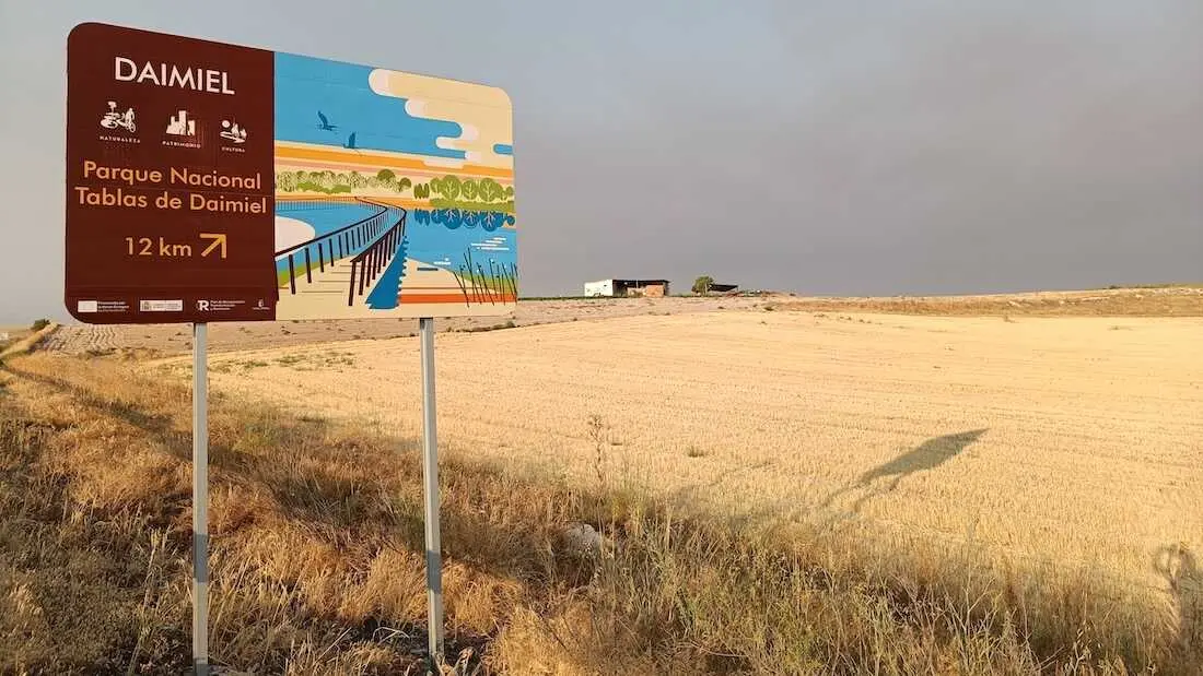 Un estudio sobre las masas de agua subterr&aacute;neas de la provincia de Ciudad Real alerta de que el Acu&iacute;fero 23 podr&iacute;a superar en menos de una d&eacute;cada la situaci&oacute;n cr&iacute;tica alcanzada en 1995 si contin&uacute;an las actuales extracciones de agua subterr&aacute;nea para la agricultura. En la fotograf&iacute;a, estado actual de los Ojos del Guadiana en Daimiel (Ciudad Real) - EFE/Beldad.