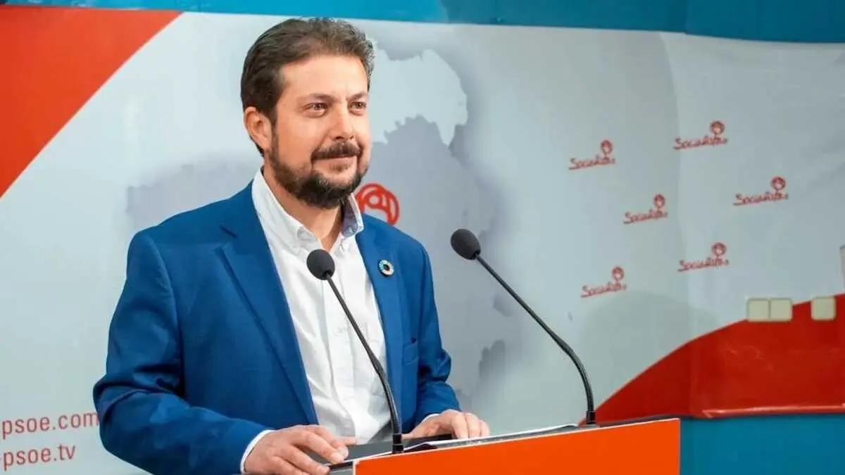 El alcalde de Saced&oacute;n (Guadalajara), Francisco P&eacute;rez Torrecilla, en una imagen de archivo en rueda de prensa