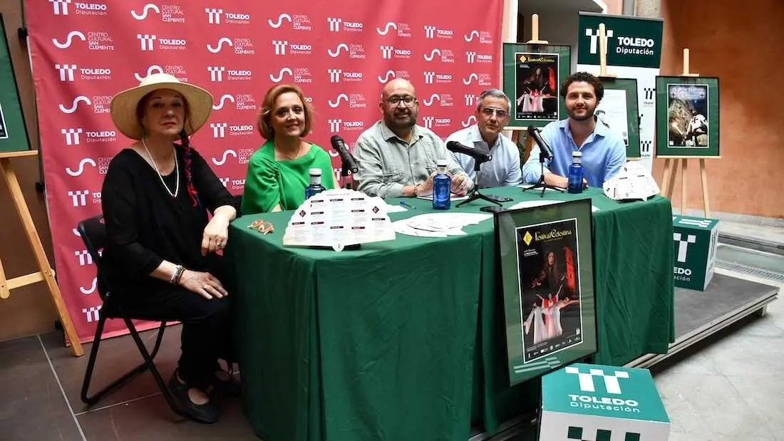 En la imagen un instante de la presentaci&oacute;n del XXVIII Festival Celestina de La Puebla de Montalb&aacute;n (Toledo), este martes en el Centro Cultural San Clemente de la capital regional.