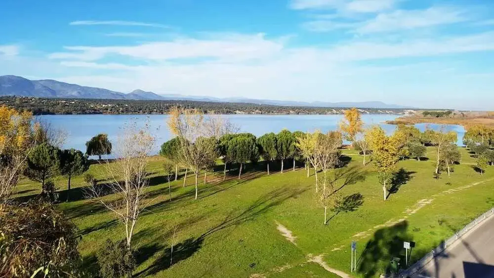 Sanidad desaconseja de nuevo el ba&ntilde;o en el embalse de Cazalegas (Toledo)