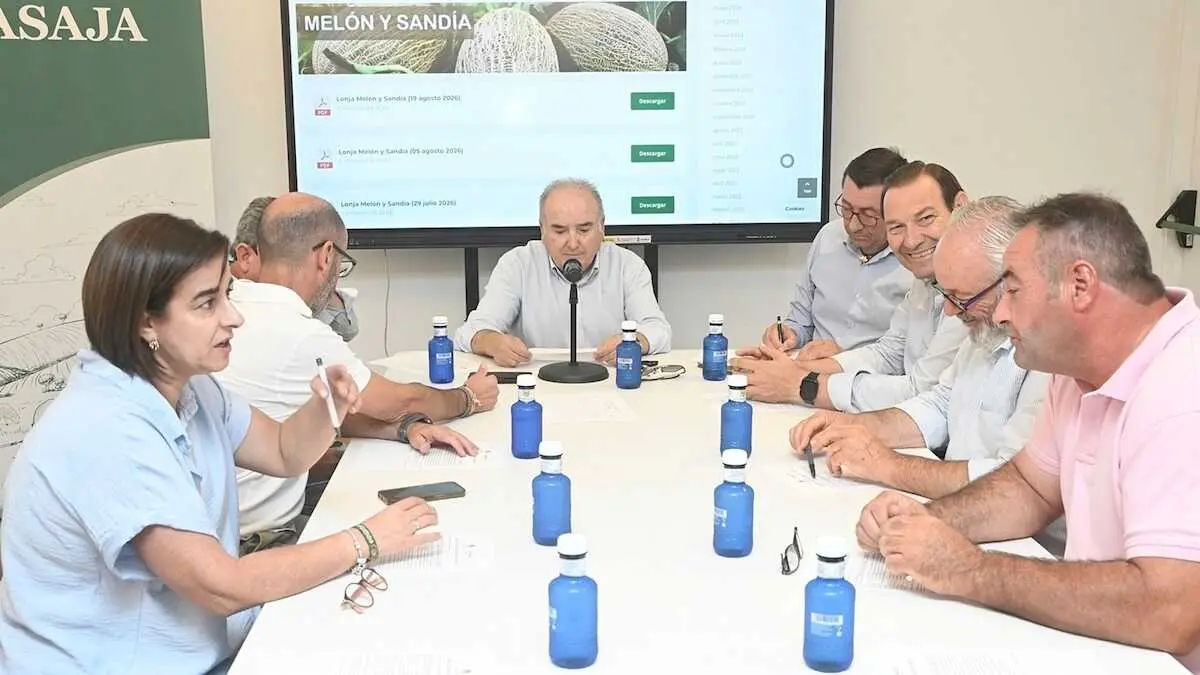 Tomelloso (Ciudad Real) ha acogido este martes la celebraci&oacute;n de la Mesa de Precios del Mel&oacute;n y la Sand&iacute;a de la Lonja Agropecuaria Hortofrut&iacute;cola y Cineg&eacute;tica de Castilla-La Mancha.