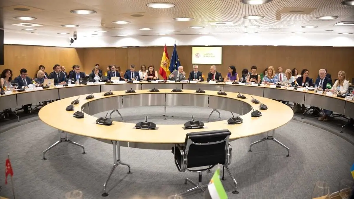 Imagen de archivo del Consejo de Pol&iacute;tica Fiscal y Financiera (CPFF)