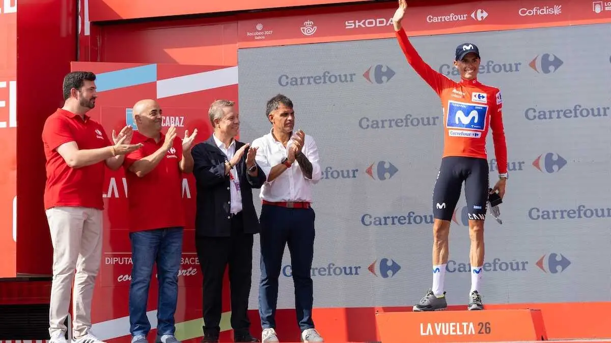 Tronchon gana en Elche de la Sierra y Mas lidera La Vuelta 2026