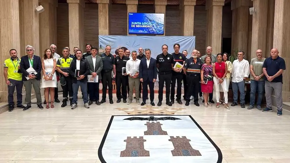 Imagen de familia de la Junta Local de Seguridad de Albacete celebrada este mi&eacute;rcoles para ultimar todos los detalles del dispositivo de la Feria de 2026