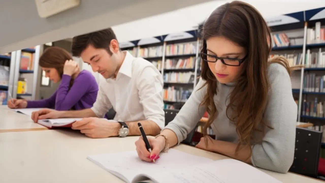 CLM está por encima de la media en mujeres universitarias, con 55,2% de matrículas, universidad, selectividad, universitarios, estudiantes, evau, 