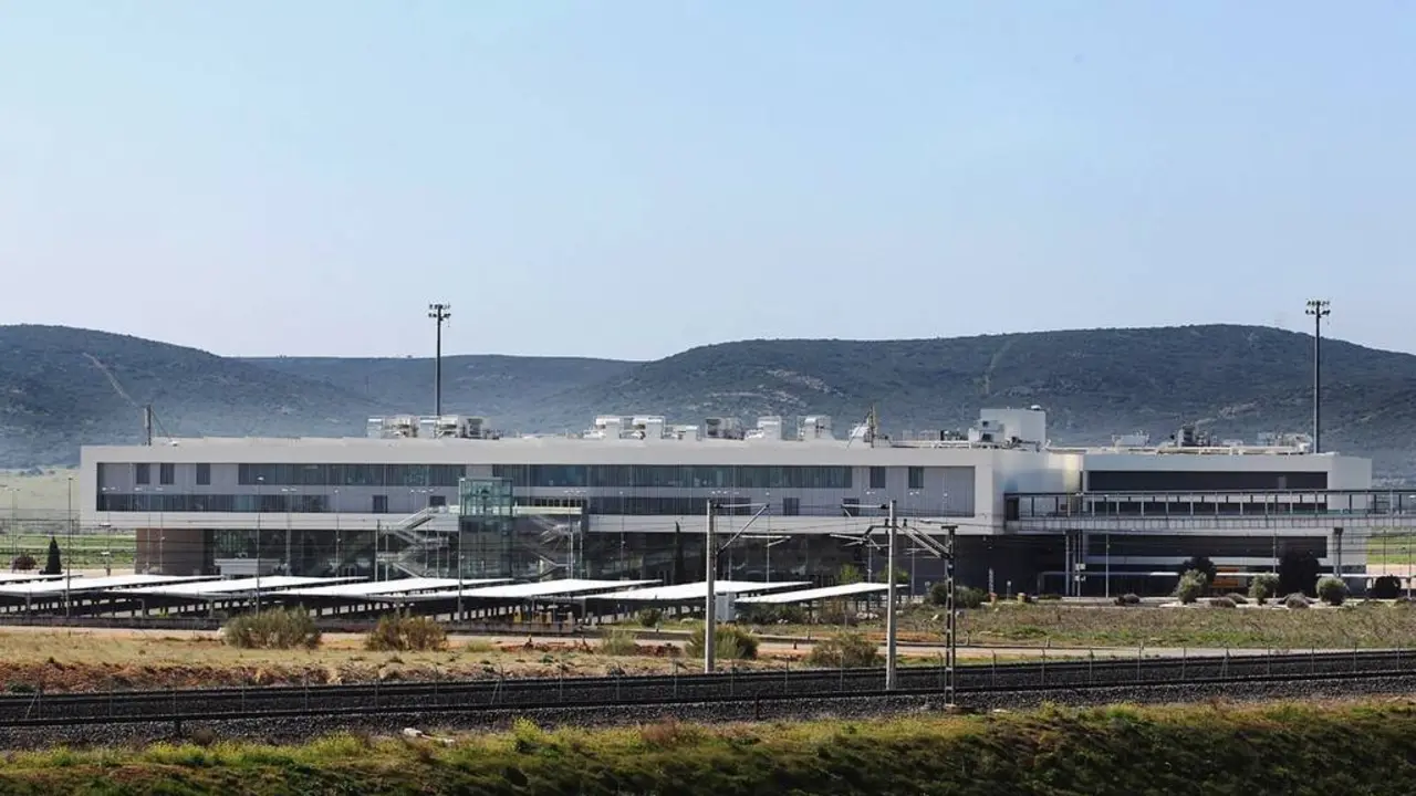 En la imagen el aeropuerto de Ciudad Real - EFE/Mariano Cieza