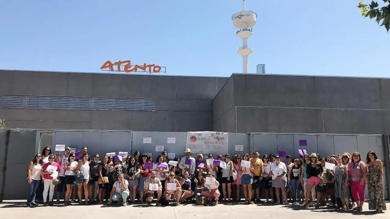 CCOO habla de seguimiento 'masivo y unánime' en el primer paro de Atento Toledo