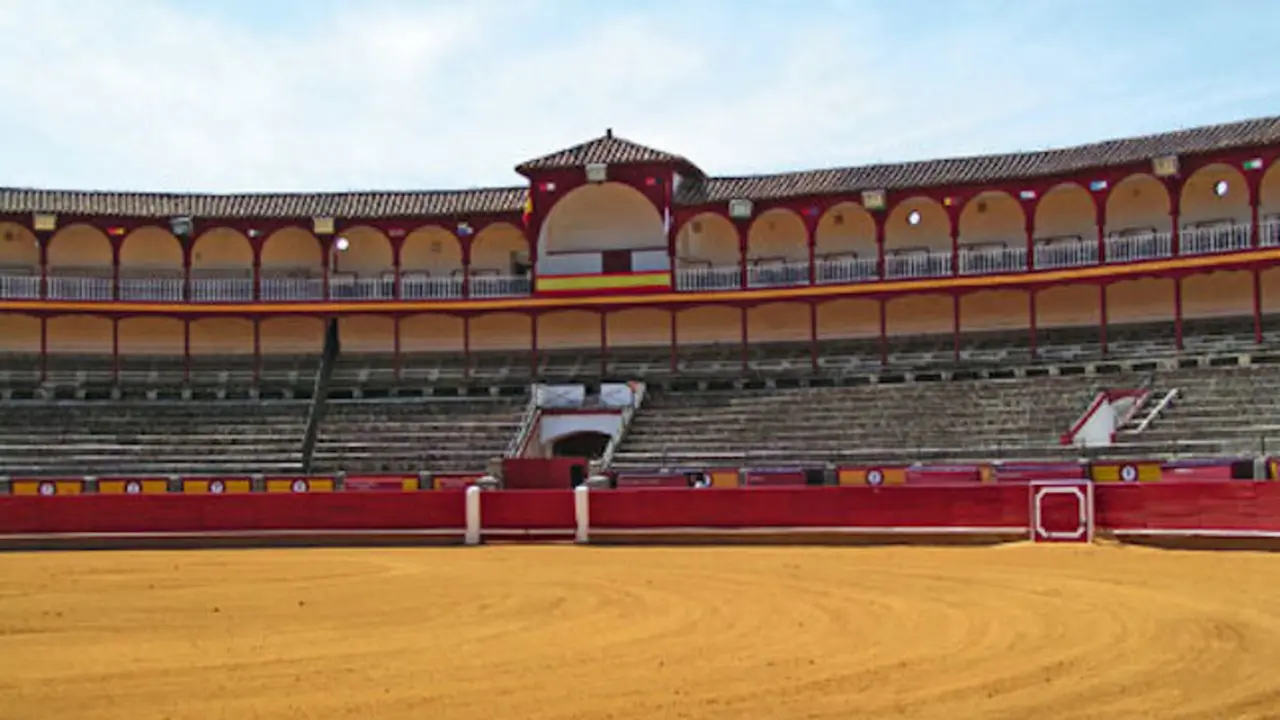 Unidas Podemos lleva al juzgado la peligrosidad de la Plaza de Toros de Ciudad Real