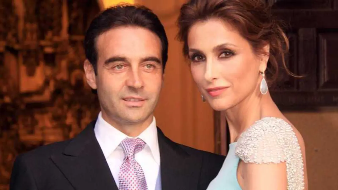 Bombazo: Enrique Ponce llevaba meses preparando su separación y Paloma Cuevas no tenía ni idea