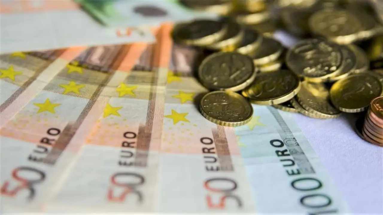 Castilla-La Mancha está entre las regiones con un descenso más moderado del PIB en el año 2020, deuda, euros, IPC, monedas,&nbsp;