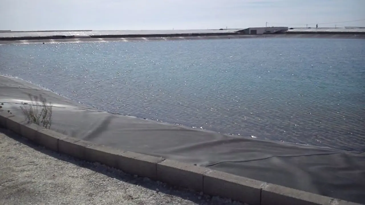 Muere un niño de nueve años ahogado en una balsa de agua a la que había caído
