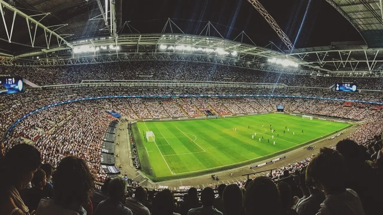 <p> 5 consejos para apostar al fútbol </p>