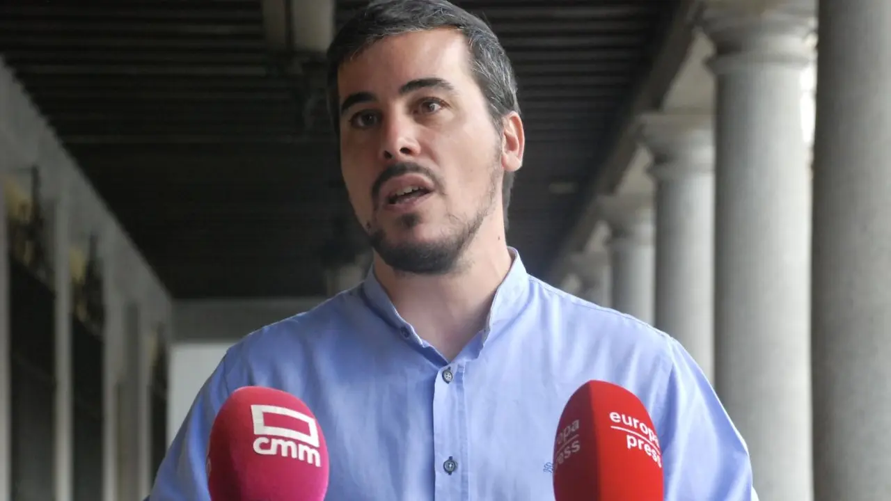 El coordinador autonómico de Podemos en Castilla-La Mancha, José Luis García Gascón, en una imagen de archivo en rueda de prensa