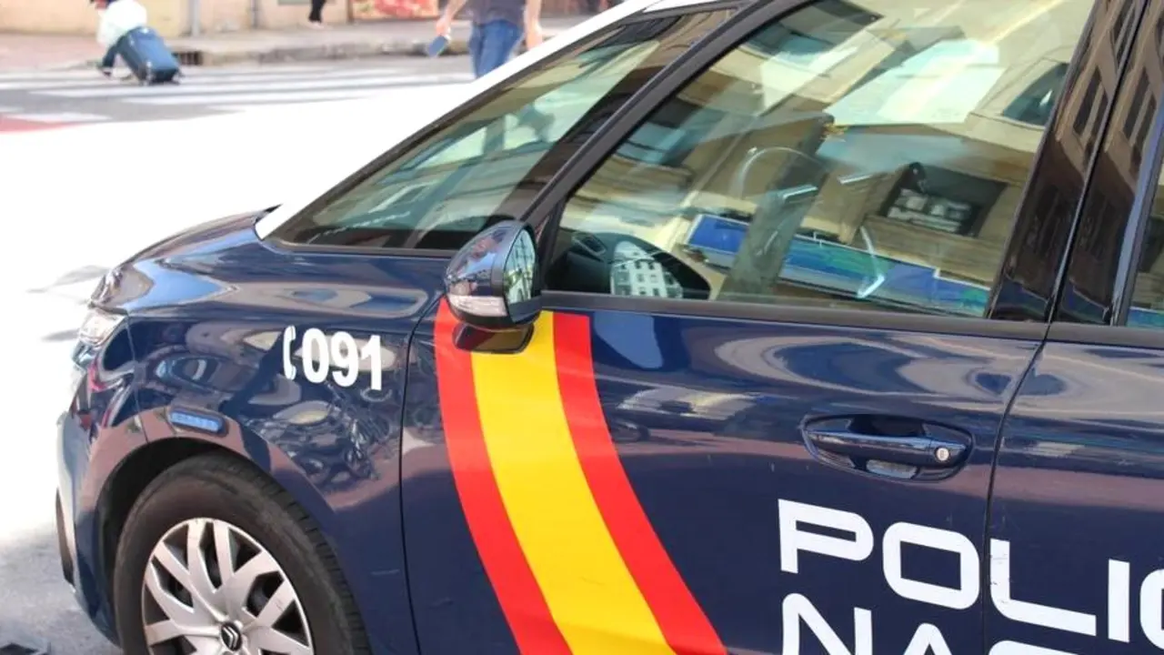 policía nacional, patrulla, agentes, cadáver, accidente, reyerta, policia,&nbsp;