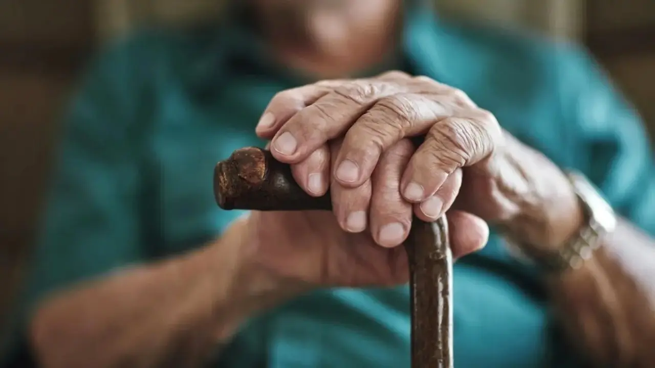 Aparece tras 30 años desaparecido, con la misma ropa y tras ser dado por muerto, anciano, mayores, jubilado, pensiones, alzhéimer,&nbsp;