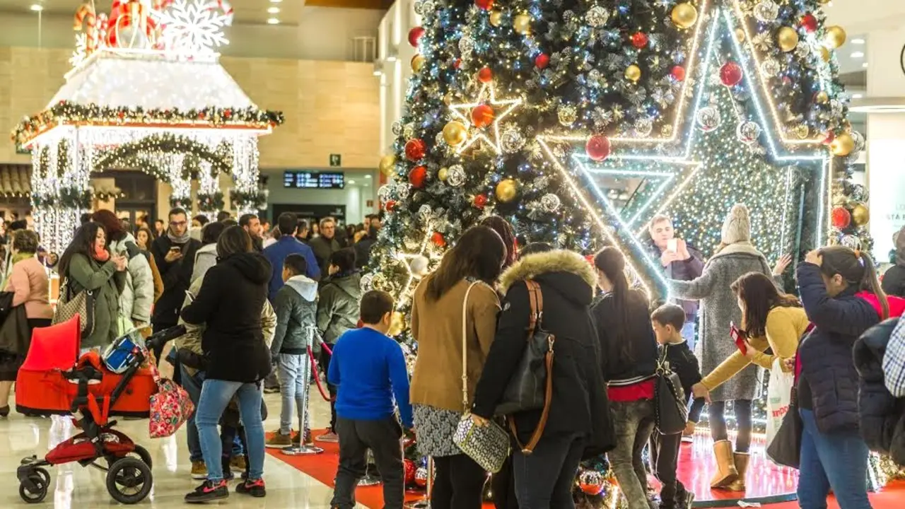 El 41% de los castellanomanchegos gastará menos estas navidades, según Cetelem, compras, navidad, centro comercial,&nbsp;